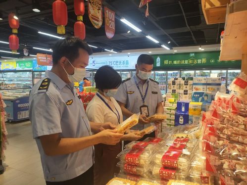 市市場(chǎng)監(jiān)督管理管理局開(kāi)展節(jié)前食品專(zhuān)項(xiàng)檢查 規(guī)范食品經(jīng)營(yíng)秩序